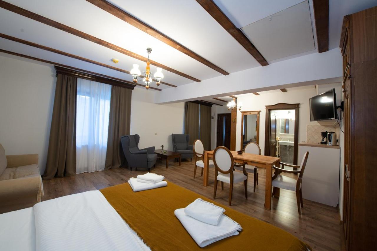 Hotel Old Town Cataleya à Sibiu Extérieur photo