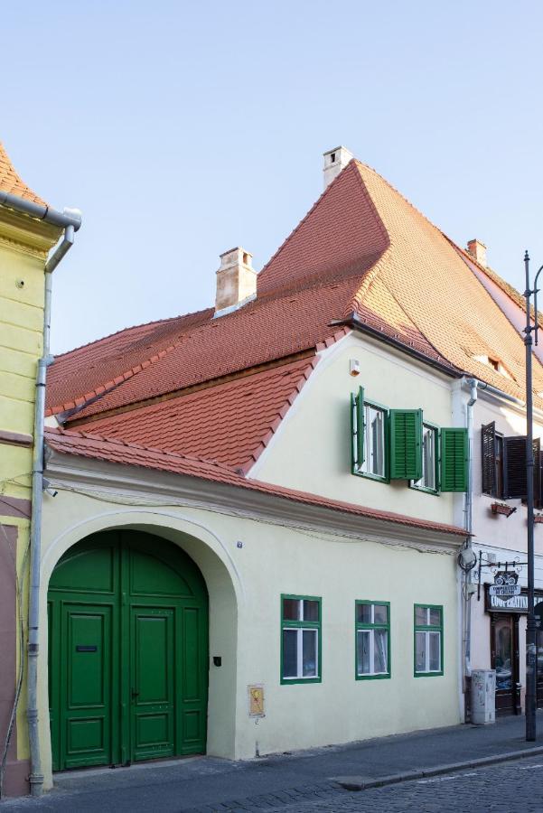 Hotel Old Town Cataleya à Sibiu Extérieur photo